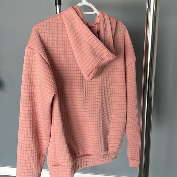 Pink sweatshirt - Picture 2 of 2